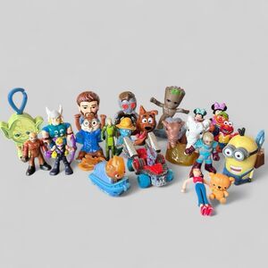 Huge Lot McDonald’s Toys Yoda Smurfs Chipmunks Groot Thor Happy Meal